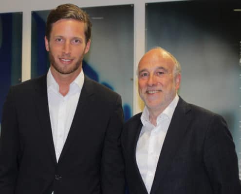 Eine beeindruckende Erfolgsgeschichte: Mit gerade mal 30 Jahren stieg PFH-Absolvent Sebastian Benndorf als einer der Jüngsten überhaupt ins VW-Management auf...