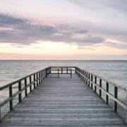 Erfahren Sie hier, was Sie über die Preiswahrnehmung Ihrer Kunden unbedingt wissen sollten, welche strategischen Optionen es in der Preisstrategie gibt und vieles mehr.