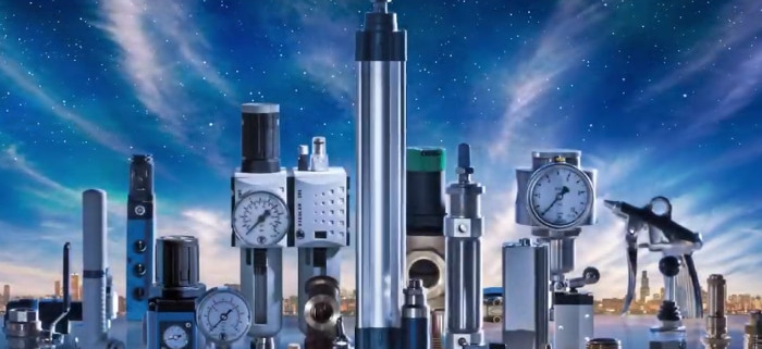 The special challenges associated with rebranding a B2B brand are the focus of the lecture on 15.04.2019 at PFH Göttingen. Philipp Wacker is the managing director of the Fa. Riegler & Co KG in Bad Urach, a company that operates in the field of compressed air and pneumatics. Using the practical example of the realignment of his brand, he provides detailed insights into its B2B marketing conception.