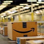 Amazon has now excluded around 4,000 traders from its online platform because they have called for far too high and therefore unfair prices during the Corona crisis. However, specific exclusion criteria were not mentioned.